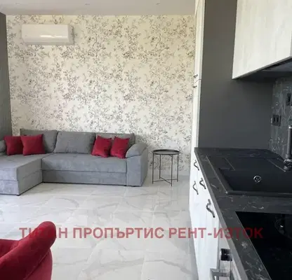 Снимка 2 — Двустаен апартамент в Бургас, Сарафово