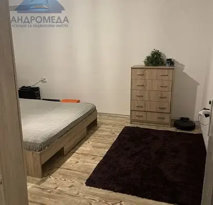 Снимка 3 — Двустаен апартамент в Плевен, Широк център