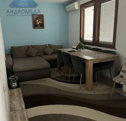 Снимка 4 — Двустаен апартамент в Плевен, Широк център