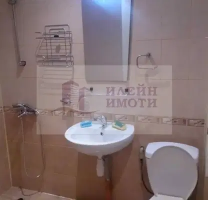 Снимка 4 — Двустаен апартамент в Русе, Широк център