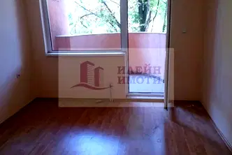 Двустаен апартамент в Русе, Широк център