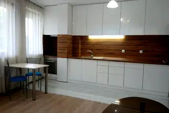 Двустаен апартамент в София, Сухата река