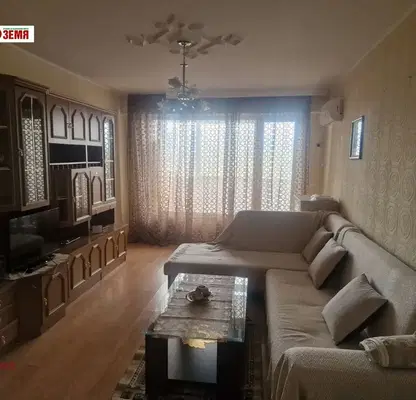 Снимка 5 — Двустаен апартамент в Пазарджик, Устрем