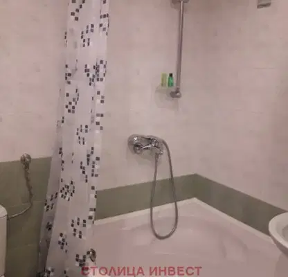 Снимка 5 — Двустаен апартамент в Русе, Възраждане