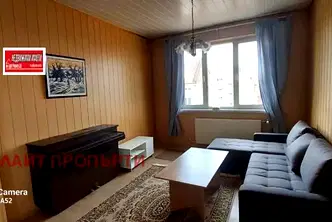 Двустаен апартамент с отделна кухня в Яворов, София