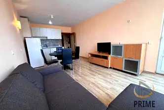 Двустаен апартамент в Бургас, Зорница