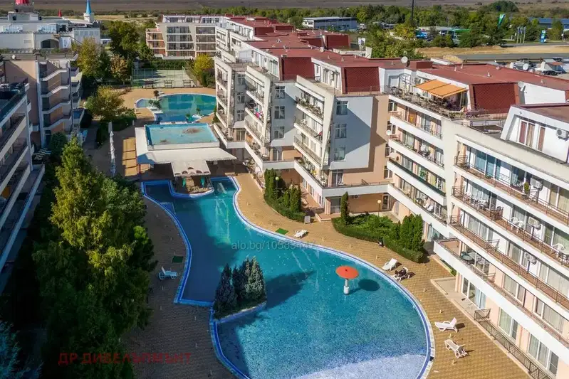 Двустаен апартамент в Бургас, к.к. Слънчев бряг
