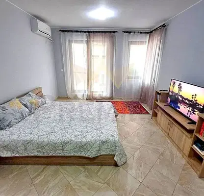 Снимка 5 — Едностаен апартамент във Варна, Бриз