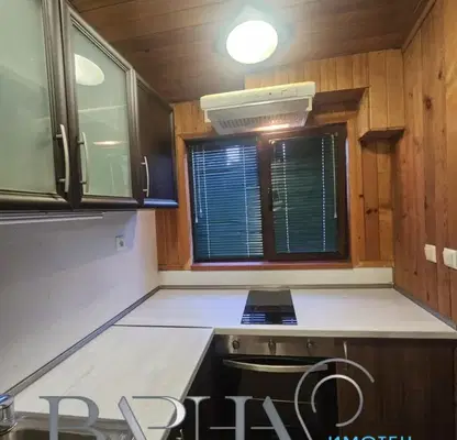 Снимка 2 — Едностаен апартамент във Варна, Централна поща