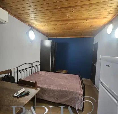 Снимка 3 — Едностаен апартамент във Варна, Централна поща