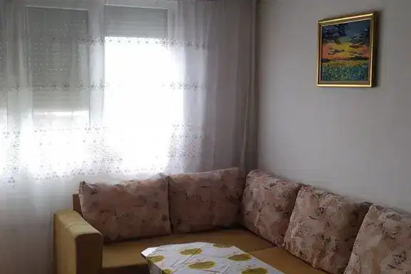 Едностаен апартамент в Русе, Център