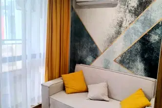 Едностаен апартамент в Пловдив, Христо Смирненски