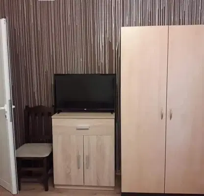 Photo 2 — One-room apartment on the ground floor in Levski, Varna with separate entrance