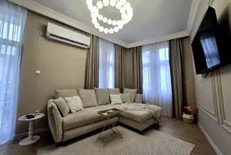 Етаж от къща в Пловдив, Център