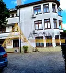 Етаж от къща във Варна, Галата