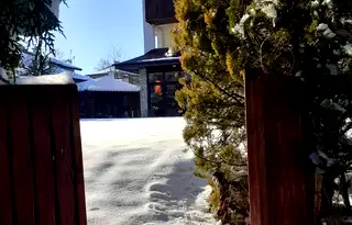 Етаж от къща в София, Горна баня