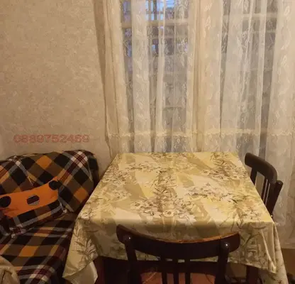 Photo 4 — Floor of House in Pleven, Idealen Centyr
