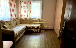 Етаж от къща във Варна, Лятно кино Тракия