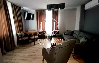 Етаж от къща във Варна, Виница