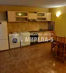 Етаж от къща в Русе, Ялта