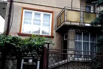 Етаж от къща в Монтана, Лом