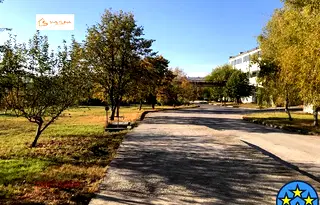 Бизнес имот в Раз, Промишлена зона - Запад