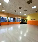 Бизнес имот в София, Гео Милев
