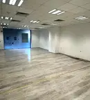 Бизнес имот в Плевен, Широк център