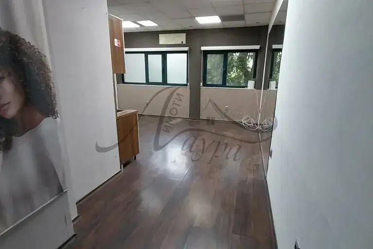 Business Property in Shumen, Centyr
