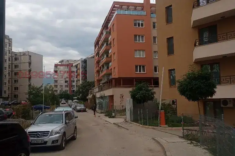 Гараж/Паркомясто в Студентски