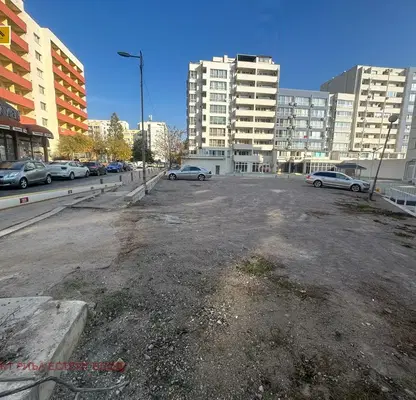 Photo 2 — Garage/Parking in Студентски