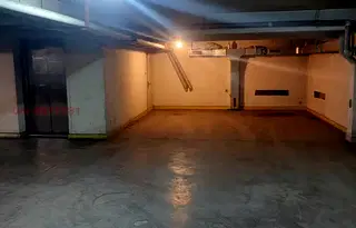 Гараж/Паркомясто в София, Център