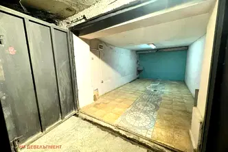 Гараж/Паркомясто в София, Център