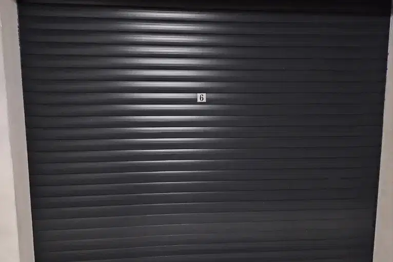 Garage/Parking in Kyrdjali, Centyr