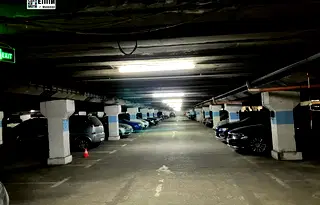 Гараж/Паркомясто в София, Център