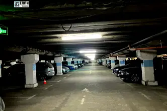 Гараж/Паркомясто в София, Център