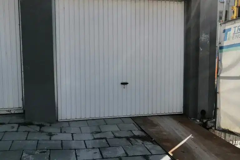 Garage/Parking in Varna, Centyr
