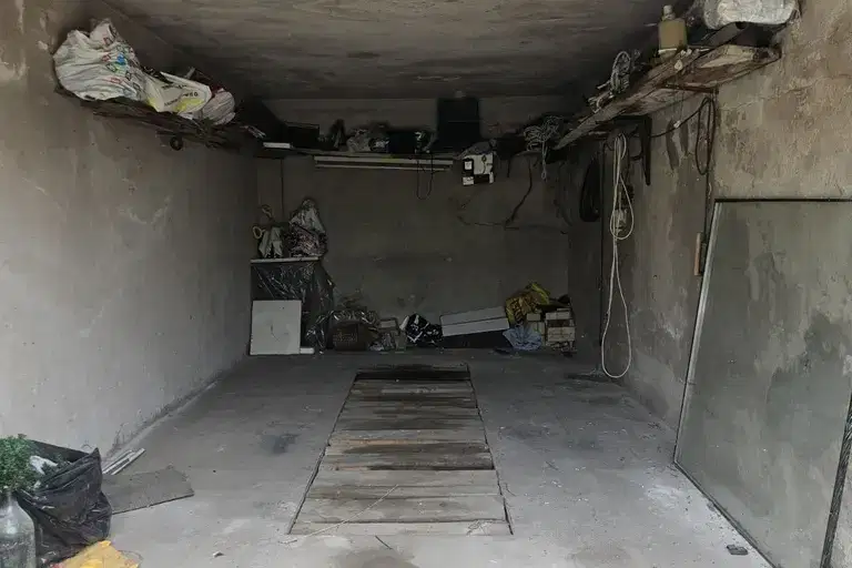 Garage/Parking in Kyrdjali, Centyr