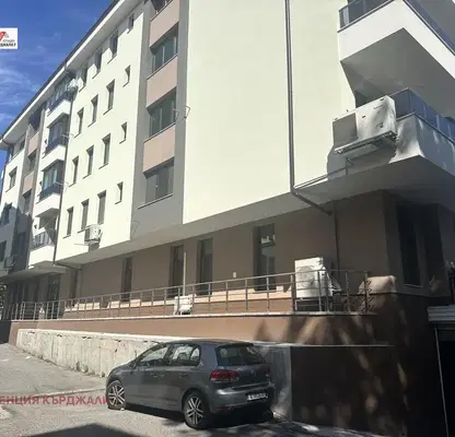 Photo 4 — Garage/Parking in Kyrdjali, Centyr