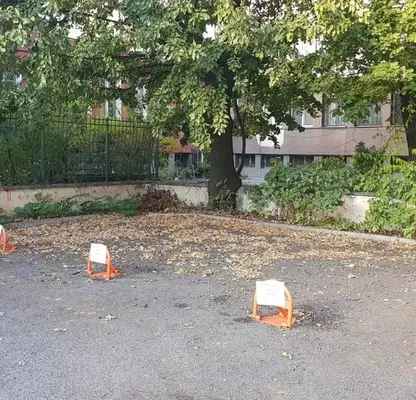 Снимка 3 — Паркомясто в София, Хаджи Димитър
