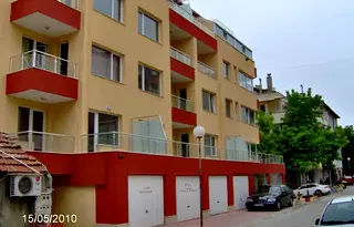 Гараж/Паркомясто във Варна, Левски 1