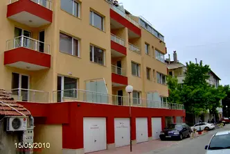 Гараж/Паркомясто във Варна, Левски 1