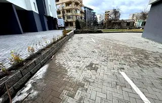 Гараж/Паркомясто в София, Левски В