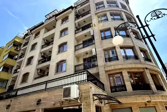 Гараж/Паркомясто в София, Лозенец