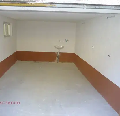 Photo 2 — Garage/Parking in Sofiya, Lozenec