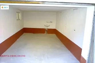Гараж/Паркомясто в София, Лозенец