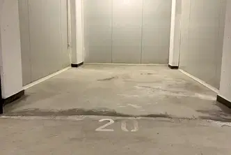Гараж/Паркомясто в София, Малинова долина