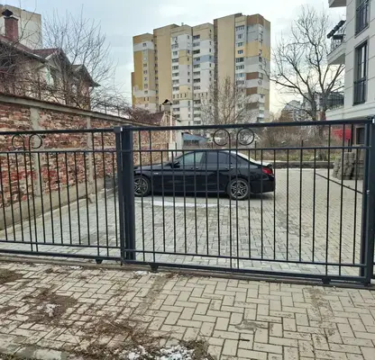 Снимка 2 — Гараж/Паркомясто в София, Надежда 4