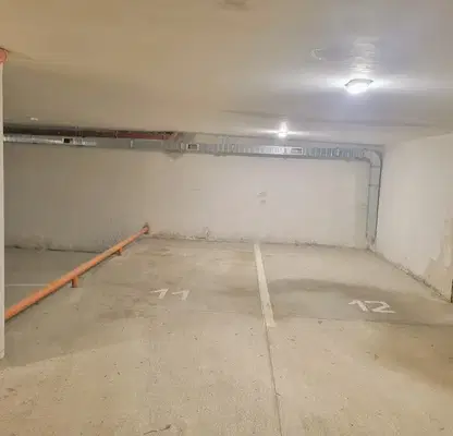 Photo 2 — Garage/Parking in Pernik, Reno