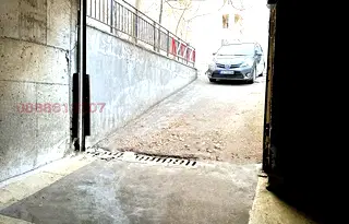 Гараж/Паркомясто в София, Сухата река
